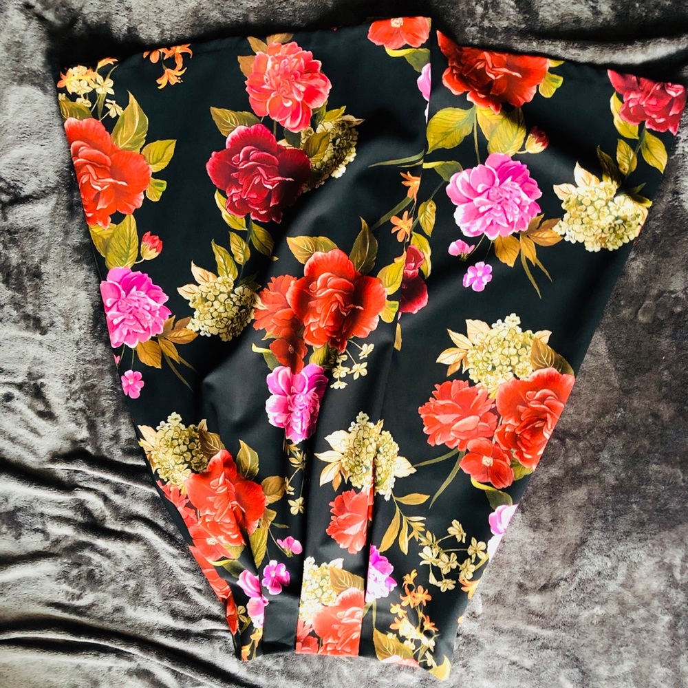 Brand New Zara Midi Skirt